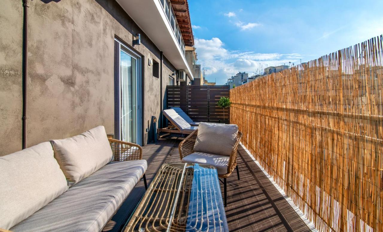 Stunning 2-Bedrooms Apartment In The Heart Of Atene Esterno foto